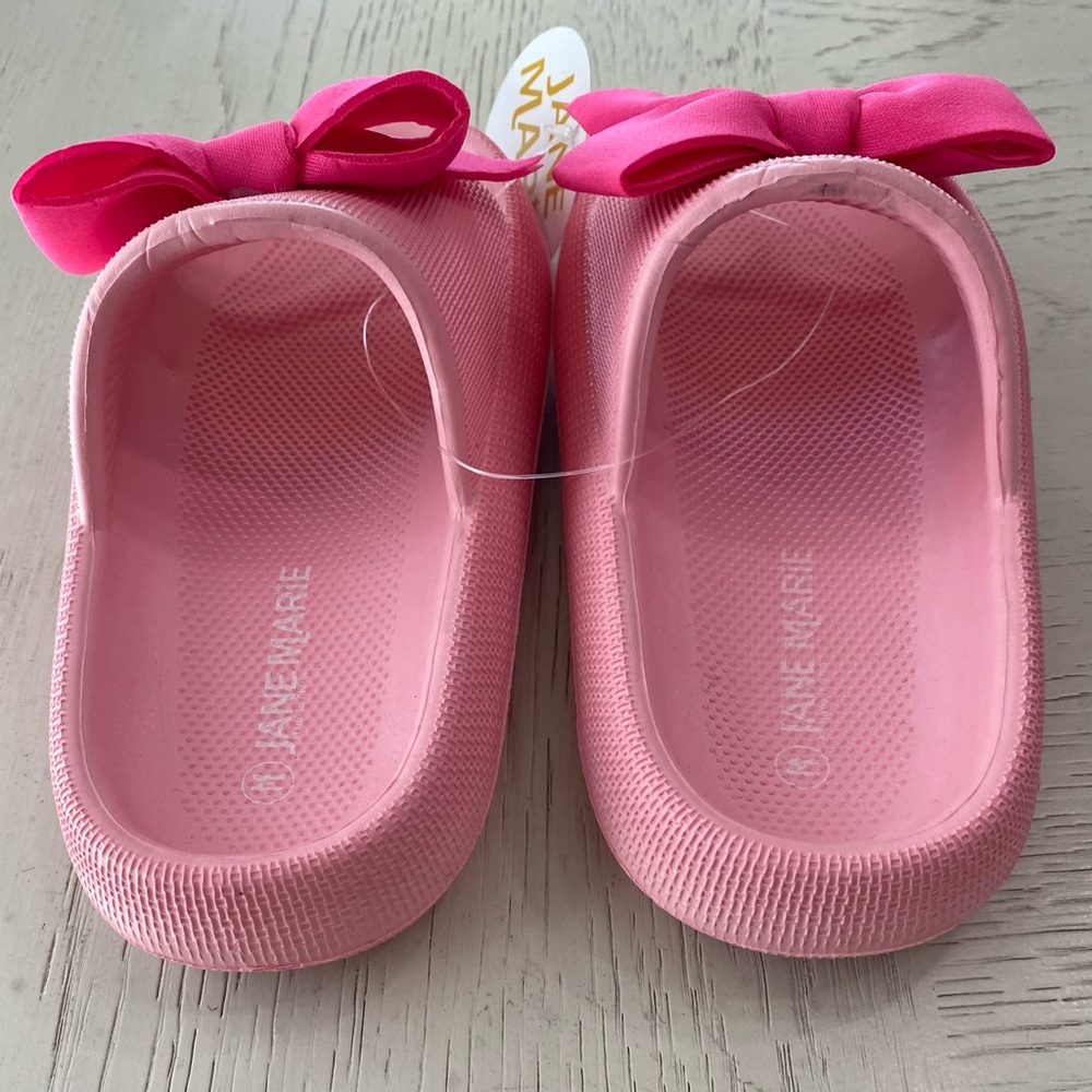 Anne Marie Girl’s Light Pink Slide Summer Sandals Pool Shoes Hot Pink Bow Medium - Picture 3 of 6